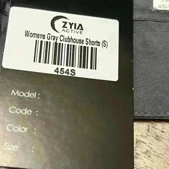 🆕 ZYIA Active Women’s Gray Clubhouse Shorts, small - Picture 9 of 12